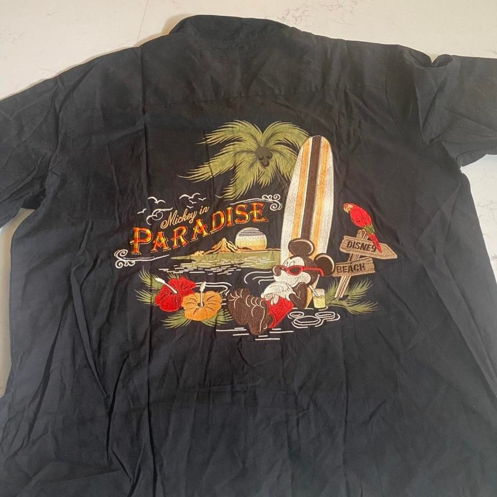 NWT Disney Parks Mickey in Paradise Hawaiian Shirt - XL  Embroidered Aloha Style